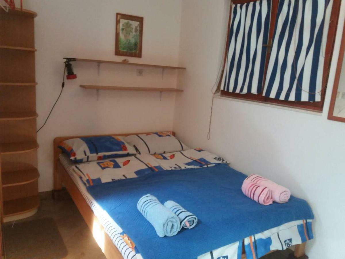 Apartment "I Love Njivice" Херцег-Нови Экстерьер фото